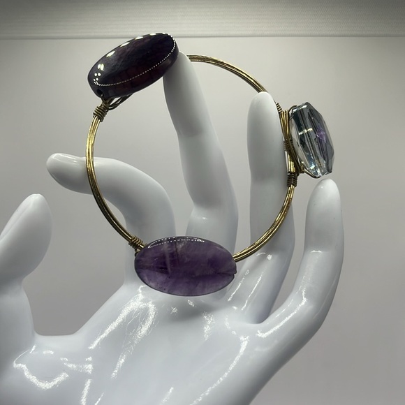 Elegant Purple Dyed Agate Bangle Bracelet - Picture 3 of 8